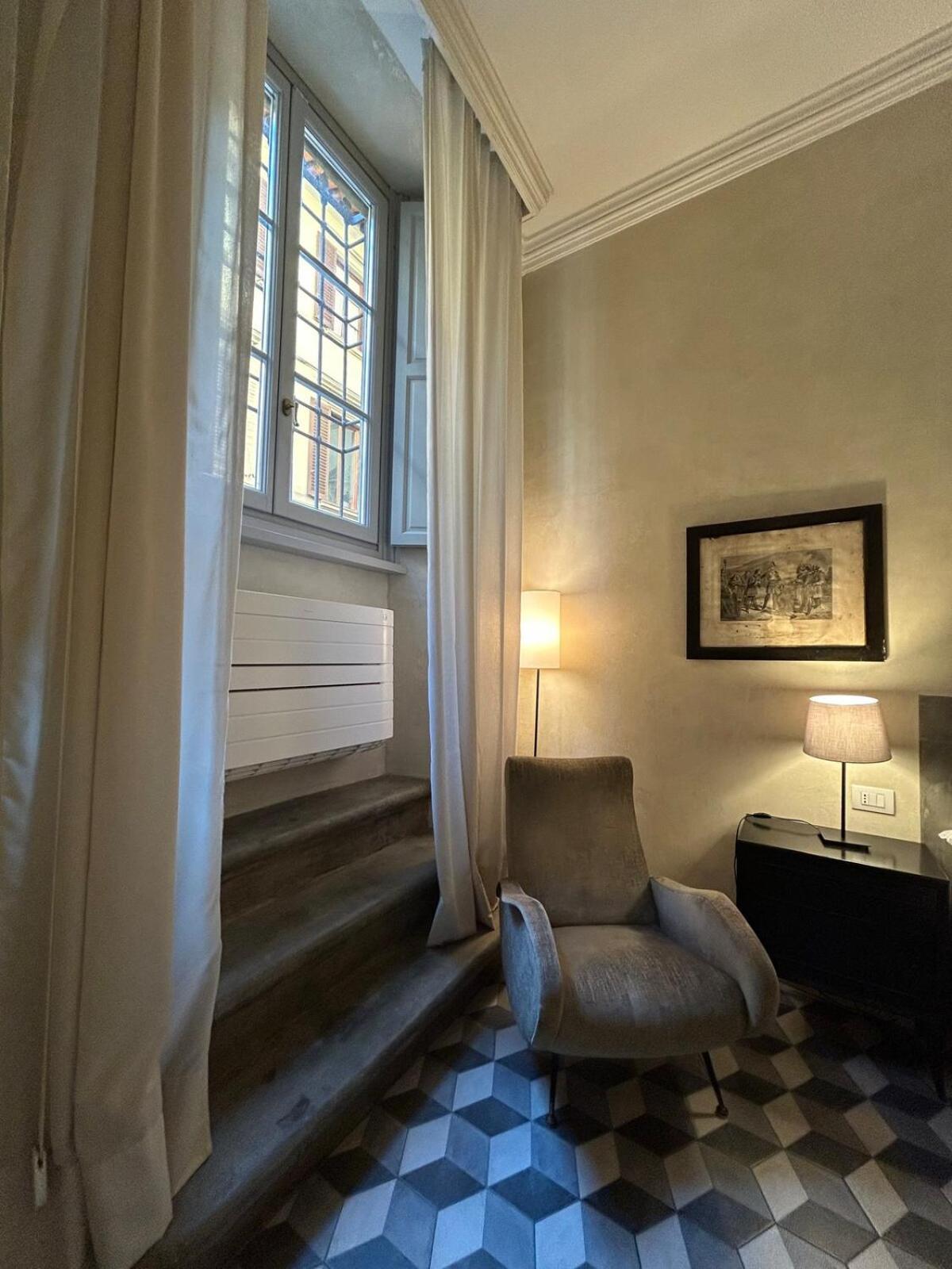 Apartment Palazzo Mormorai Florence