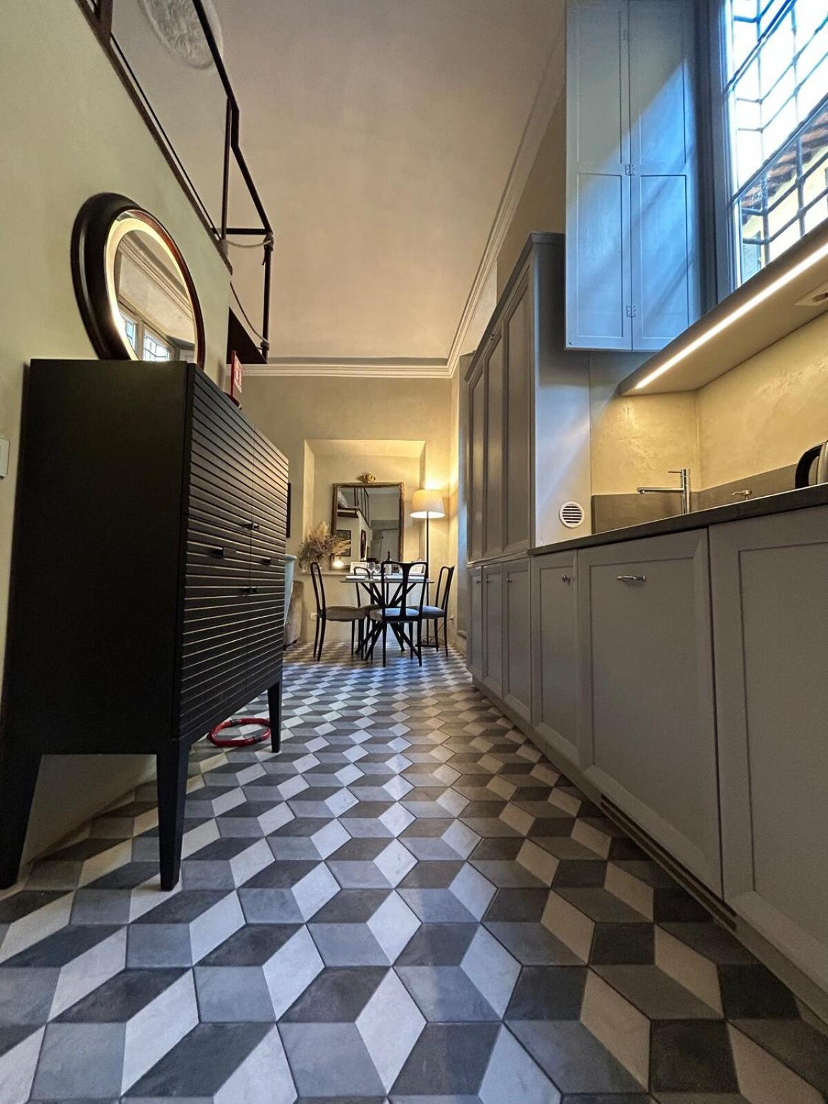 Palazzo Mormorai Apartment Florence